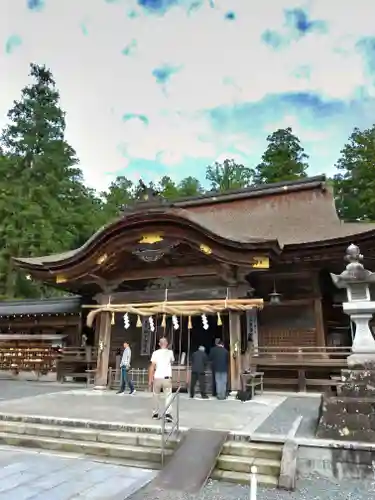 小國神社の本殿