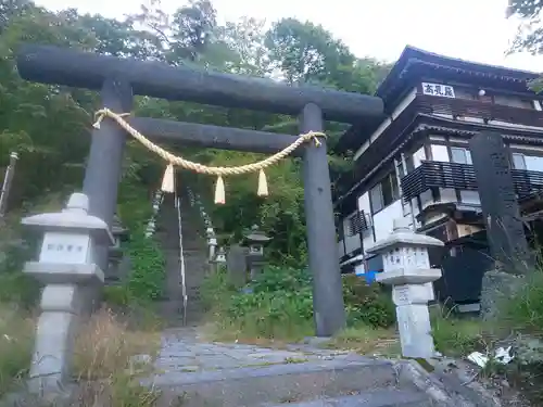 酢川温泉神社の鳥居