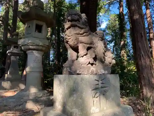 八幡神社の狛犬