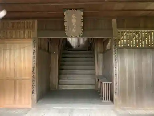 木幡神社の本殿・本堂