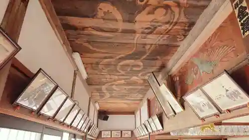 本郷寺の本殿・本堂