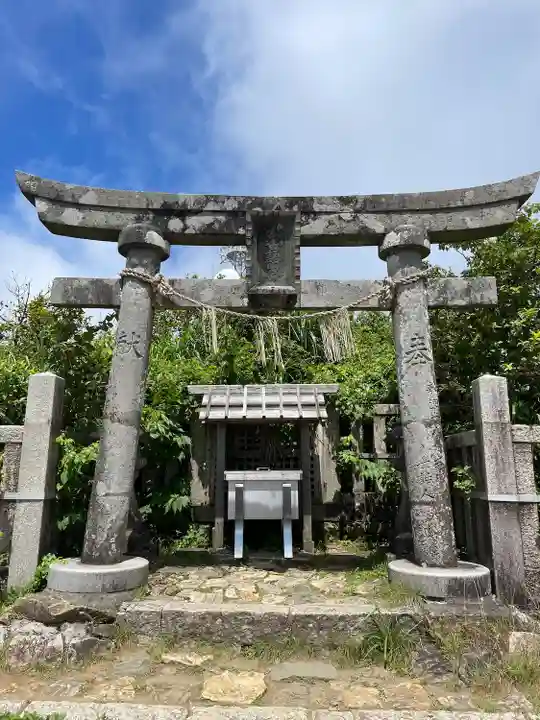 彌彦神社奥宮(御神廟)(新潟県)