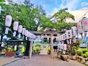 立志神社の鳥居(2022年07月23日(土) 11時05分41秒投稿)
