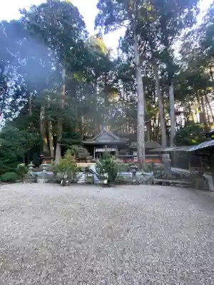 都祁山口神社の本殿・本堂