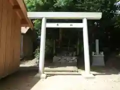 宇氣比神社の末社