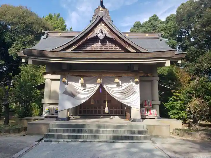 鶴岡八幡神社の本殿・本堂