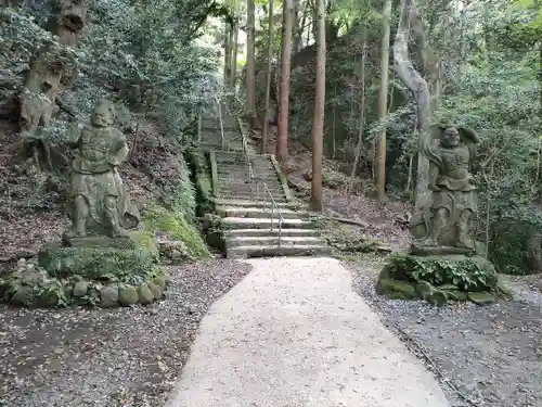 文殊仙寺の建物その他