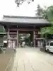 大宝八幡宮の山門・神門