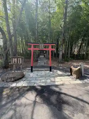 樂山オートバイ神社の鳥居