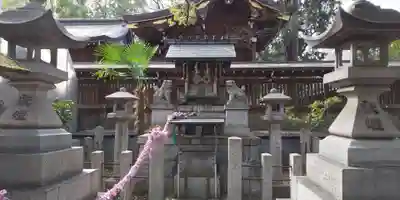 若宮八幡社の末社・摂社
