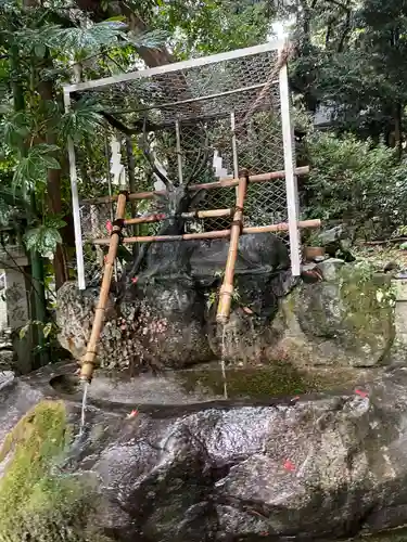 枚岡神社の手水