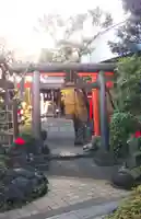 靍護稲荷神社の鳥居