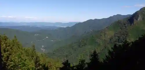 三峯神社の景色