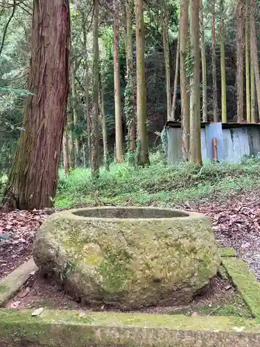 劔之宮王子神社の手水舎