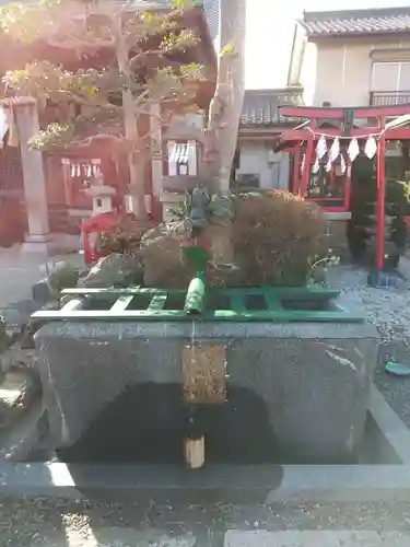 富士浅間宮の手水舎