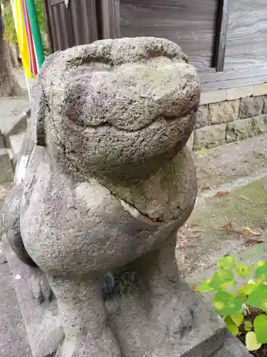 子安神社の狛犬