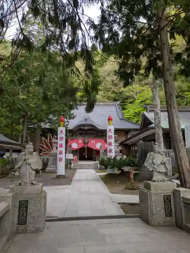 迦葉山龍華院弥勒護国寺（弥勒寺）の狛犬