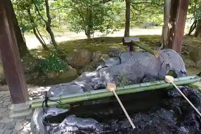敷地神社（わら天神宮）の手水舎