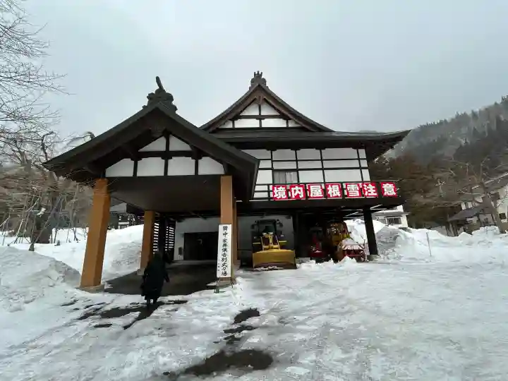 貞麟寺の{uncategorized: "未分類", other: "その他", undefined: "問題あり", building: "その他建物", grave: "お墓", sacred_gate: "鳥居", guardian: "狛犬", statue: "像", buddha: "仏像", history: "歴史", nature: "自然", garden: "庭園", animal: "動物", pagoda: "塔", temizu: "手水舎", mountain_gate: "山門・神門", sanctuary: "本殿・本堂", subordinate: "末社・摂社", art: "芸術", scenery: "景色", jizo: "地蔵", ema: "絵馬", goshuin: "御朱印", omikuji: "おみくじ", items: "授与品その他", amulet: "お守り", goshuincho: "御朱印帳", eats: "食事", festival: "お祭り", votive_dance: "神楽", shichigosan: "七五三参", wedding: "結婚式", experience: "体験その他", initially: "初詣", around: "周辺", anti_infection: "感染症対策"}