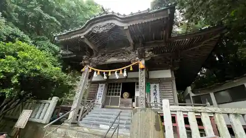 富戸三島神社の本殿・本堂
