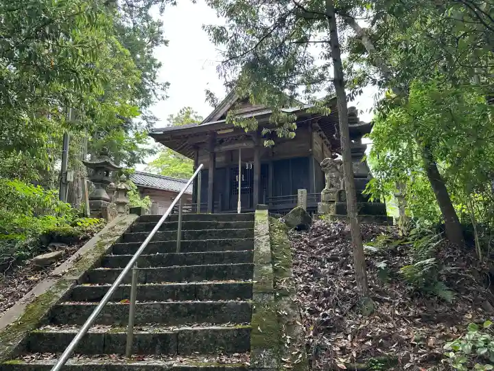 男坂神社の本殿・本堂
