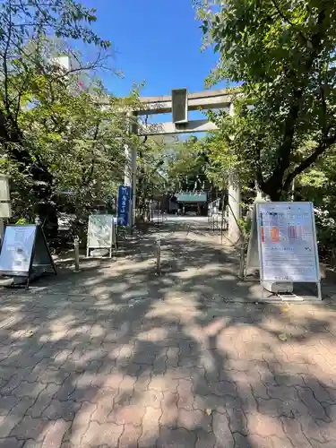 若宮八幡社の鳥居