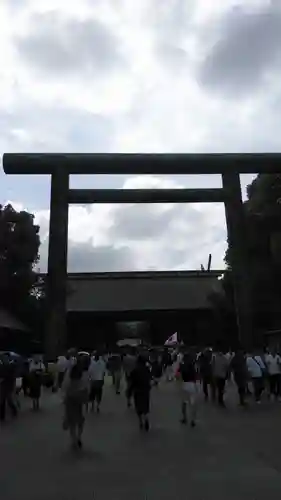 靖國神社の鳥居