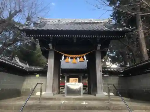 日吉浅間神社の山門