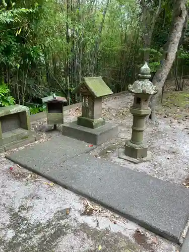 諏訪神社の末社