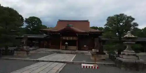 城南宮の本殿・本堂