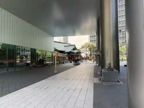 虎ノ門金刀比羅宮の{uncategorized: "未分類", other: "その他", undefined: "問題あり", building: "その他建物", grave: "お墓", sacred_gate: "鳥居", guardian: "狛犬", statue: "像", buddha: "仏像", history: "歴史", nature: "自然", garden: "庭園", animal: "動物", pagoda: "塔", temizu: "手水舎", mountain_gate: "山門・神門", sanctuary: "本殿・本堂", subordinate: "末社・摂社", art: "芸術", scenery: "景色", jizo: "地蔵", ema: "絵馬", goshuin: "御朱印", omikuji: "おみくじ", items: "授与品その他", amulet: "お守り", goshuincho: "御朱印帳", eats: "食事", festival: "お祭り", votive_dance: "神楽", shichigosan: "七五三参", wedding: "結婚式", experience: "体験その他", initially: "初詣", around: "周辺", anti_infection: "感染症対策"}