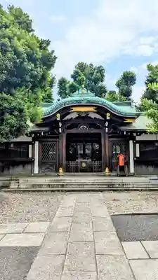 白金氷川神社の本殿・本堂