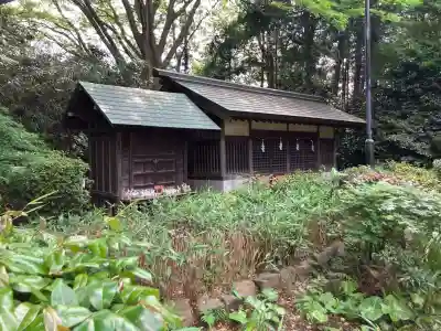 喜多見氷川神社の{uncategorized: "未分類", other: "その他", undefined: "問題あり", building: "その他建物", grave: "お墓", sacred_gate: "鳥居", guardian: "狛犬", statue: "像", buddha: "仏像", history: "歴史", nature: "自然", garden: "庭園", animal: "動物", pagoda: "塔", temizu: "手水舎", mountain_gate: "山門・神門", sanctuary: "本殿・本堂", subordinate: "末社・摂社", art: "芸術", scenery: "景色", jizo: "地蔵", ema: "絵馬", goshuin: "御朱印", omikuji: "おみくじ", items: "授与品その他", amulet: "お守り", goshuincho: "御朱印帳", eats: "食事", festival: "お祭り", votive_dance: "神楽", shichigosan: "七五三参", wedding: "結婚式", experience: "体験その他", initially: "初詣", around: "周辺", anti_infection: "感染症対策"}