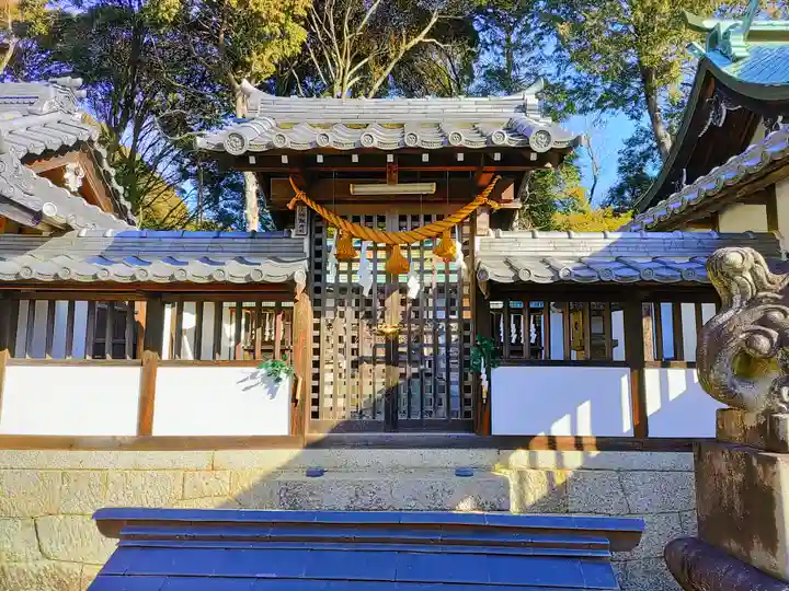 射穂神社の末社・摂社