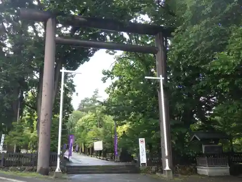 月寒神社の鳥居