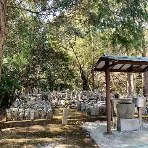 興国寺の{uncategorized: "未分類", other: "その他", undefined: "問題あり", building: "その他建物", grave: "お墓", sacred_gate: "鳥居", guardian: "狛犬", statue: "像", buddha: "仏像", history: "歴史", nature: "自然", garden: "庭園", animal: "動物", pagoda: "塔", temizu: "手水舎", mountain_gate: "山門・神門", sanctuary: "本殿・本堂", subordinate: "末社・摂社", art: "芸術", scenery: "景色", jizo: "地蔵", ema: "絵馬", goshuin: "御朱印", omikuji: "おみくじ", items: "授与品その他", amulet: "お守り", goshuincho: "御朱印帳", eats: "食事", festival: "お祭り", votive_dance: "神楽", shichigosan: "七五三参", wedding: "結婚式", experience: "体験その他", initially: "初詣", around: "周辺", anti_infection: "感染症対策"}
