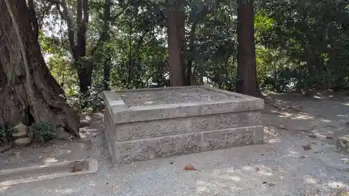 子鍬倉神社の庭園