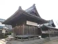 占部川神社の本殿・本堂