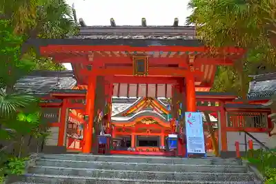 青島神社(青島神宮)の山門・神門
