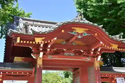 秩父神社の山門・神門