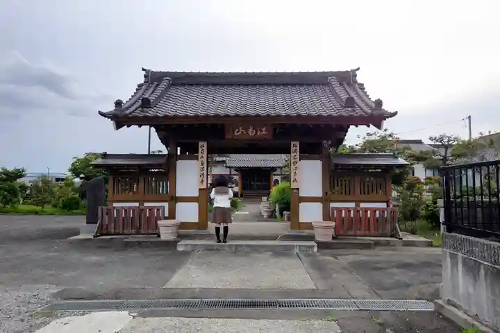 恵洪寺の山門・神門