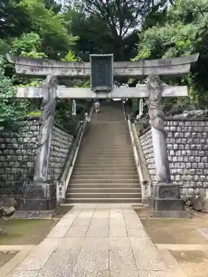 品川神社の鳥居