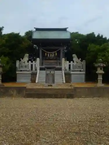 渥美町護国神社の建物その他