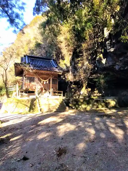 八女津媛神社の本殿