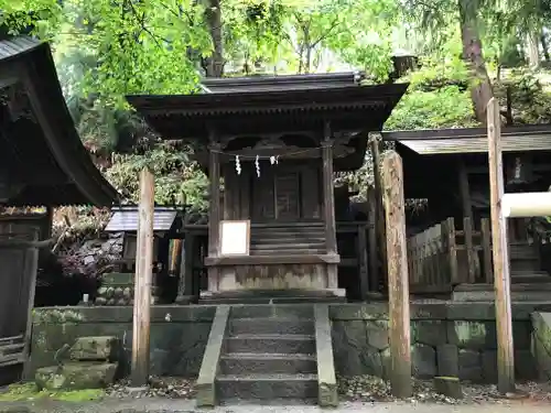 手長神社の末社