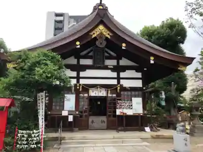 三輪神社の本殿・本堂