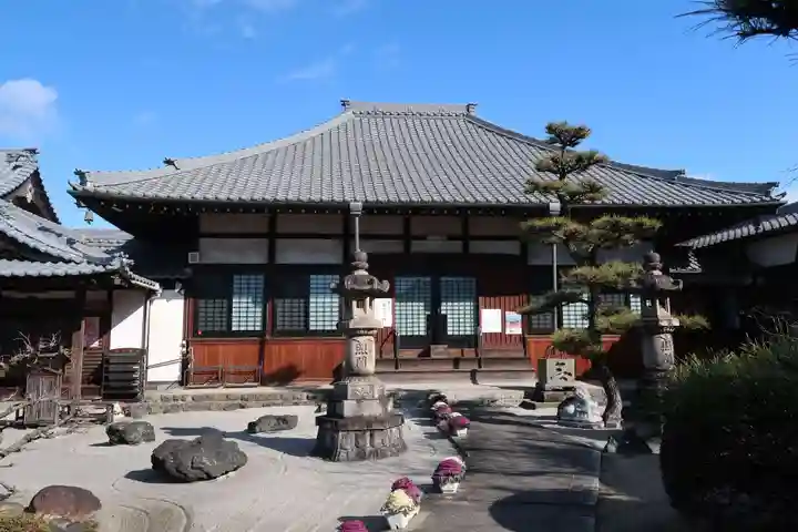 常福寺の本殿・本堂