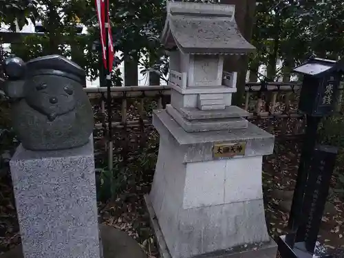 亀ケ池八幡宮の末社・摂社