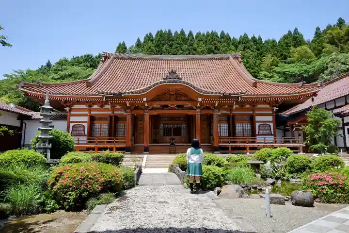 定光寺の本殿・本堂