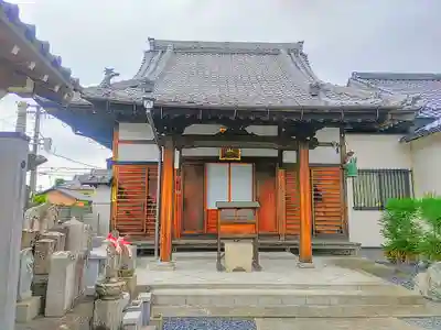 満蔵院の本殿・本堂